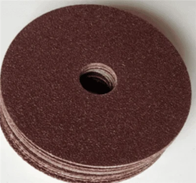 Jak ovlivňují materiálové složení disků s broušeními vlákniny (jako jsou disk...